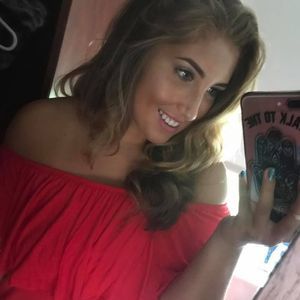 Meet your Posher, Kiki